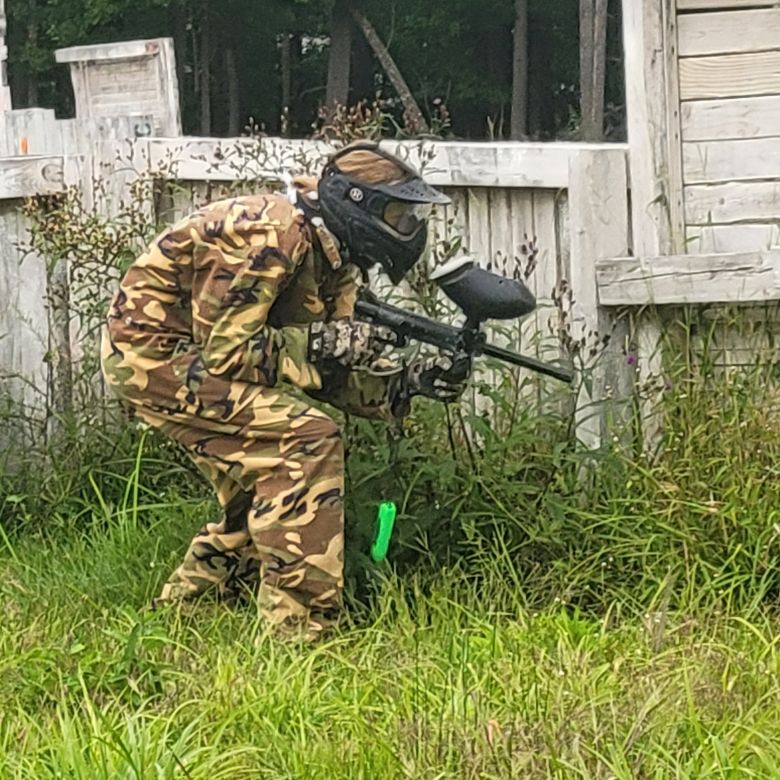 PAINTBALL THROWDOWN